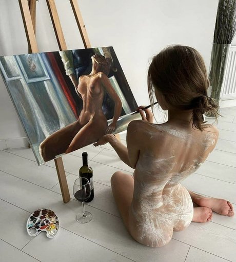 Zaylee sexy actress image