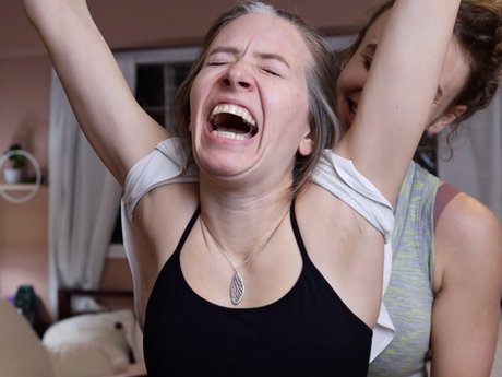 Zen Tickling porn model galleries