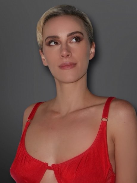 NavyCanRead star exclusive images