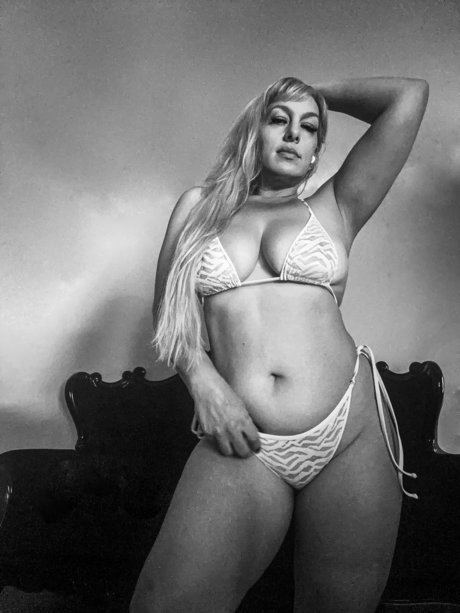 Onecurvyone high quality star pics