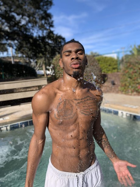 Southern Pleasure naked star pictures