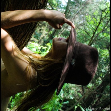 Hannah R O_ model pretty photos