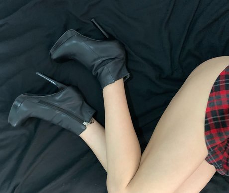 Valeria 666 model pretty pic