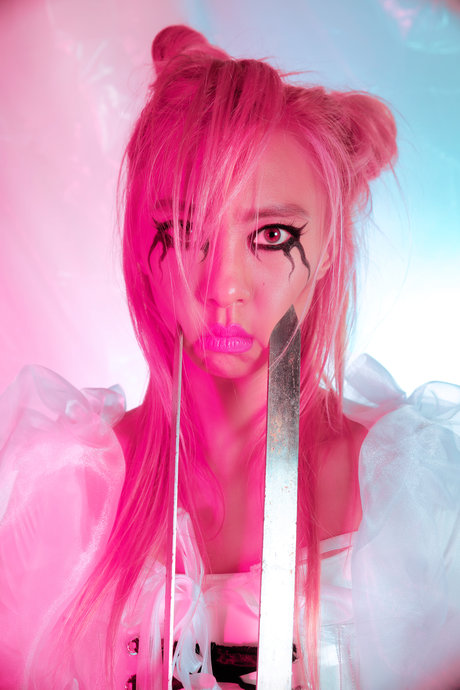 THRILL YOU KILL YOU xxx model photo