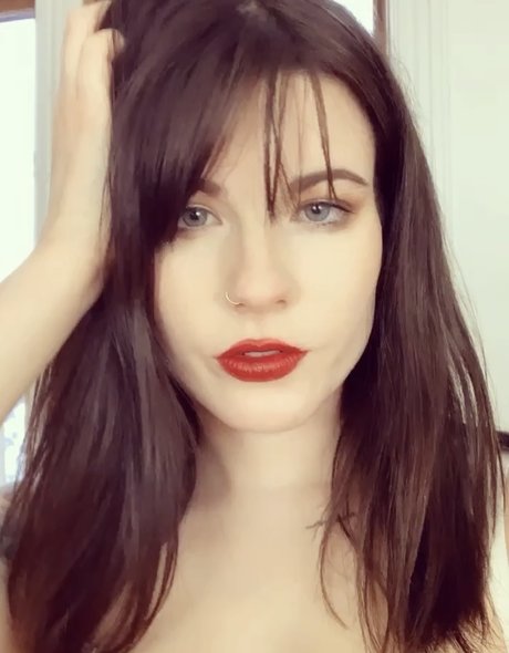 Lola Von Lust hot pornstar images