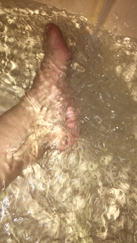 Hannah Warden star high quality pic