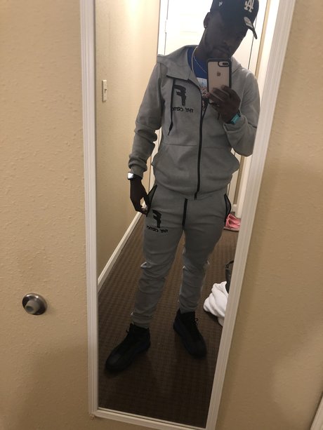 RobJ naked star archive