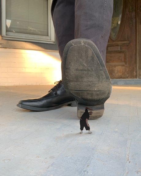 Giant God Robert hot star archive