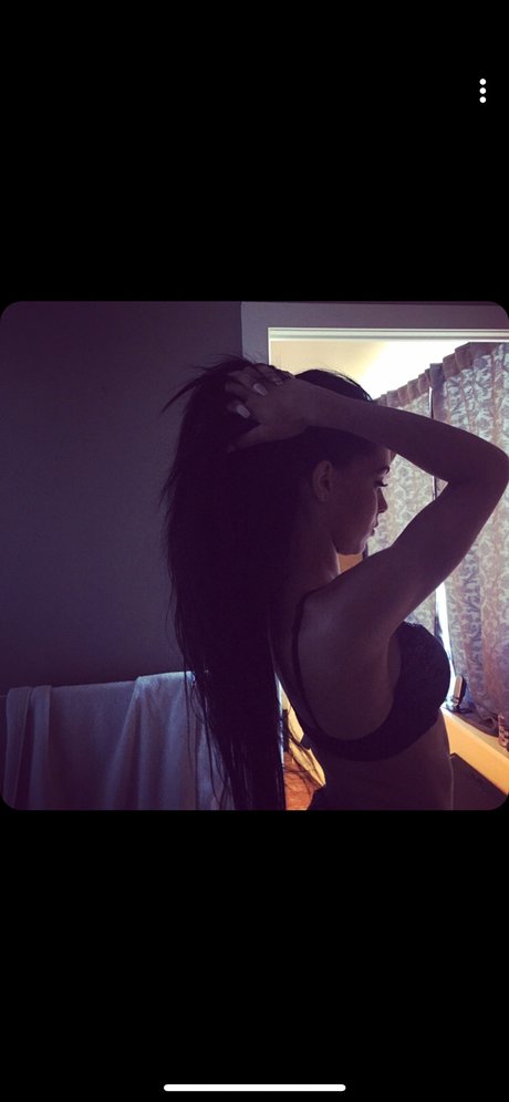 S Life sex model images