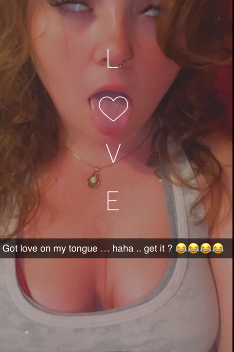 HellmammaD xxx model image