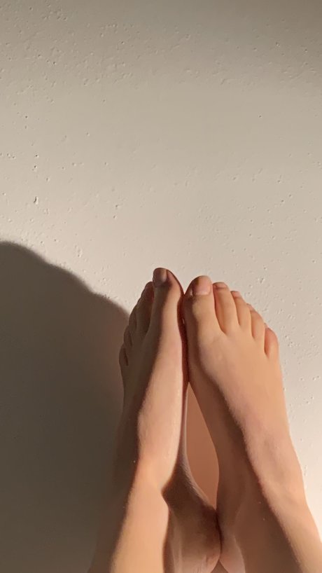 juicy feet exclusive actress pic