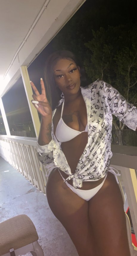 SheSoSwaii star pornographic archive