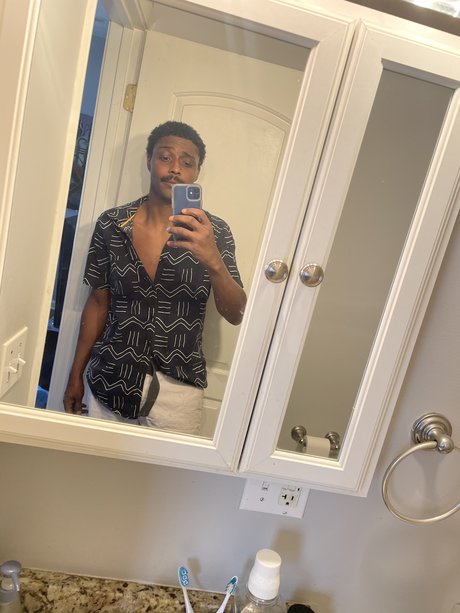 FloydMadeMeDoIt xxx star gallery