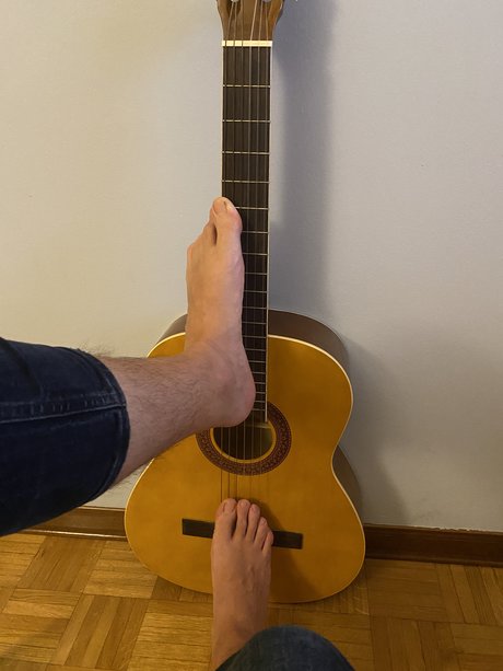 FOOTWORK model hot img