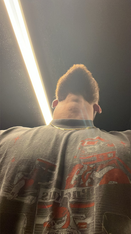 Evo nude star galleries