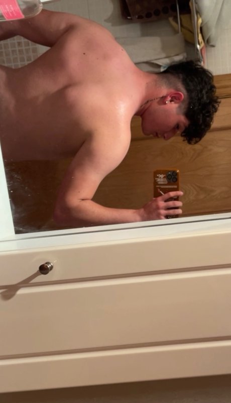 Parysitooo pretty actress pic