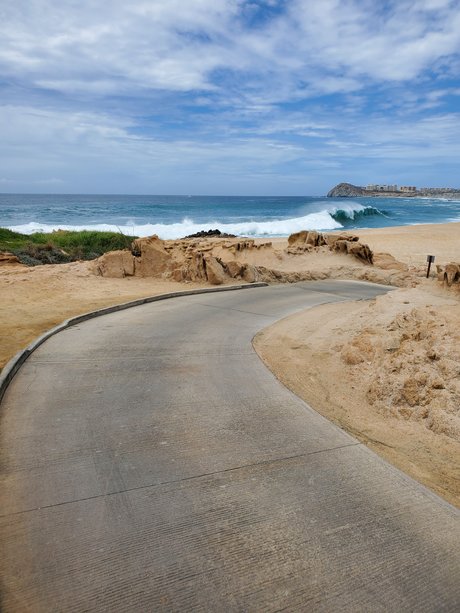 Mescan nude actress photos