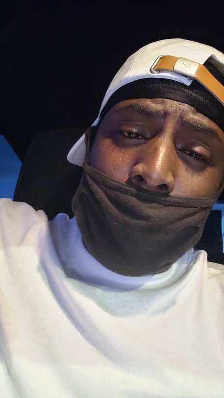 Imfamis model erotic pics