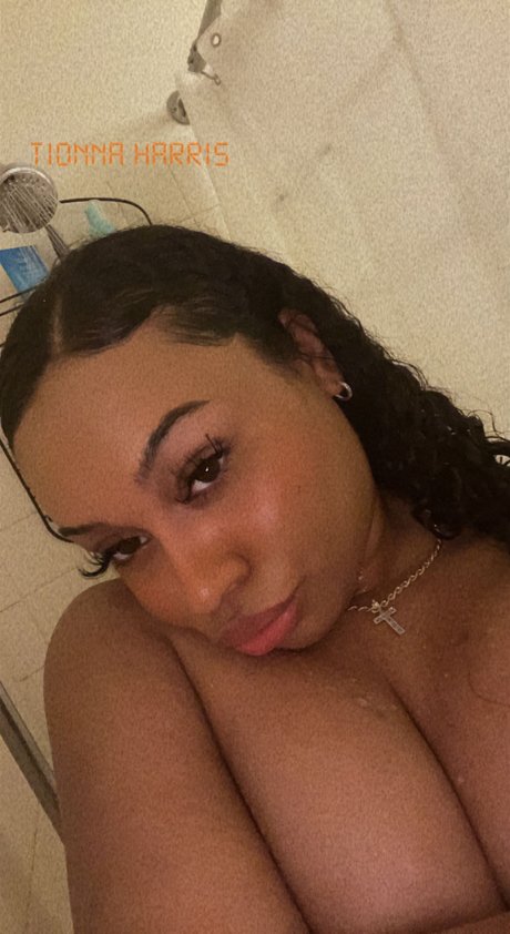 Tionna pornstar sex pics