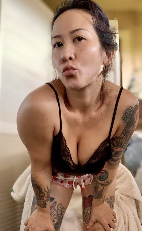 _Kim VIP free pornstar pictures