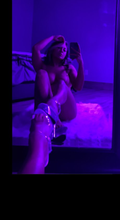 Valeria Sucia best actress pics