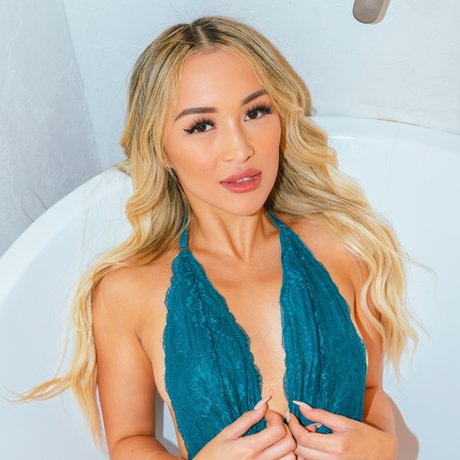 alisha of top 4 7_ sexy model pictures