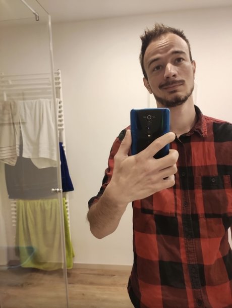 MatzeF3 hd pornstar pic