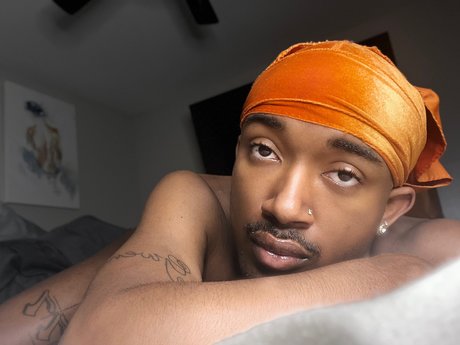 Sinclaire Smith erotic pornstar photo