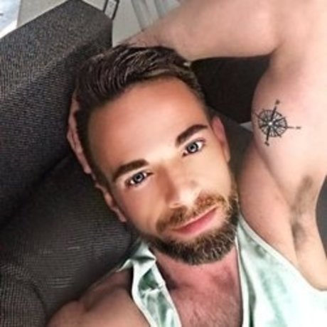 Ryan Evens star exclusive photo