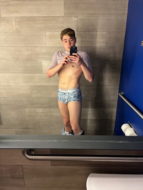 Dontshowyourwife porn actress pictures