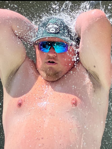 WestCub86 star erotic pic