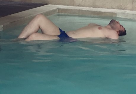 Xavier Gold model free pictures