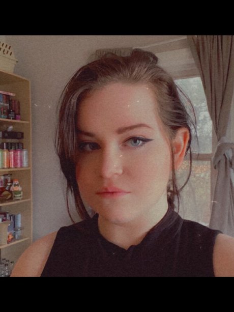 Juni high quality pornstar photo