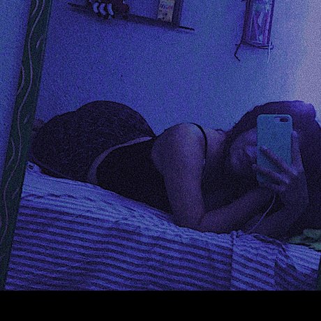 Estefany Solis nude star archive