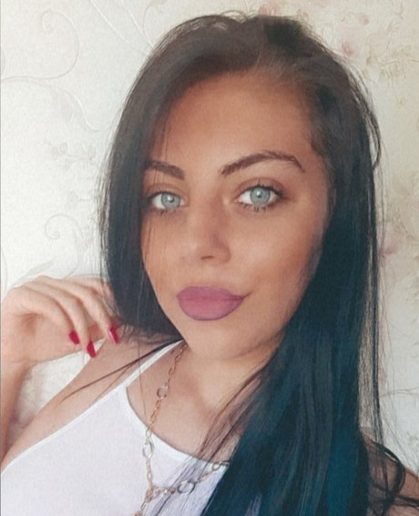 Fabiana perfect model photo