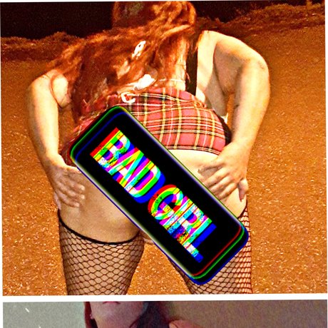 _Free molly water_ star top pic