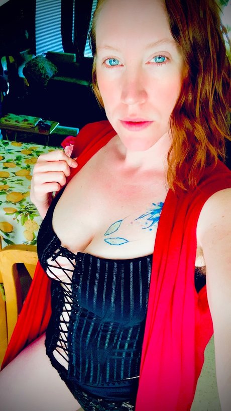 Lydia Chase best model image