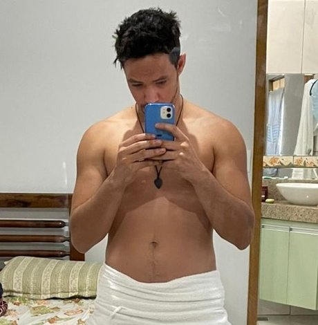 PhantomBR model erotic images