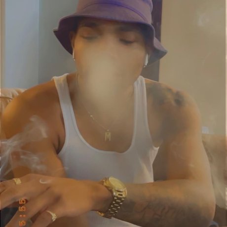 LickYoLips nice star pic