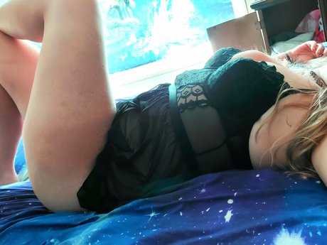 Molly Mania high quality star gallery