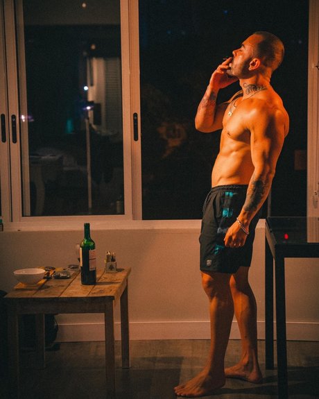 Phil Karv hot model photos