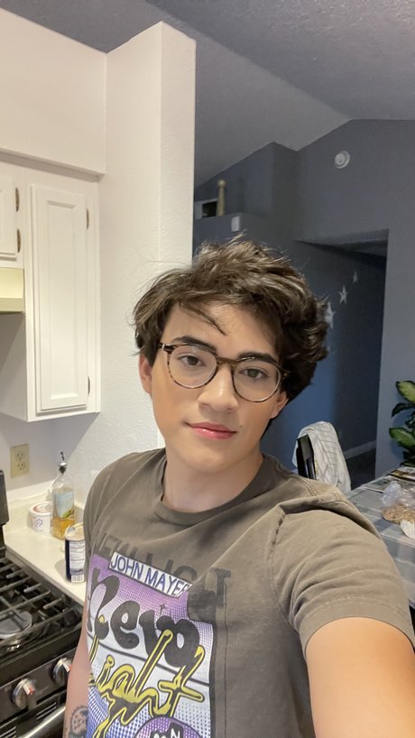 Fembbboy xxx pornstar picture