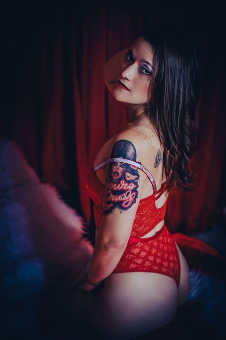 Liv N Lifted pornstar art photos