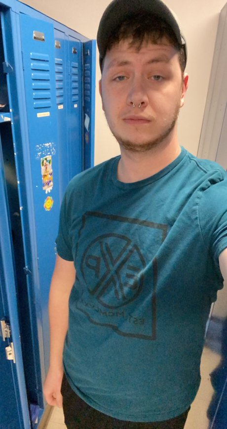 Cody Armbruster pornstar hot gallery