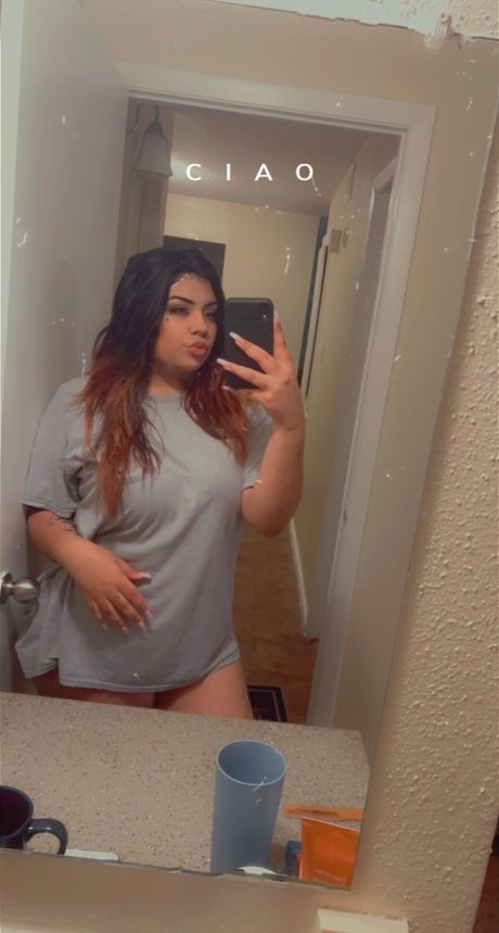 Renaa adult actress picture