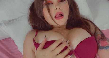 LORENA HOUSE model top pictures