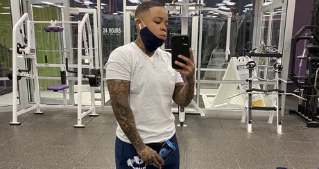 Myia Wiggins star nude picture