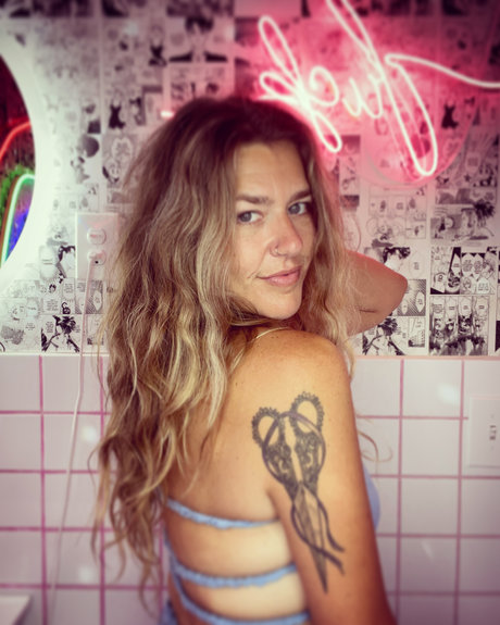 rhianon pornstar sexy picture