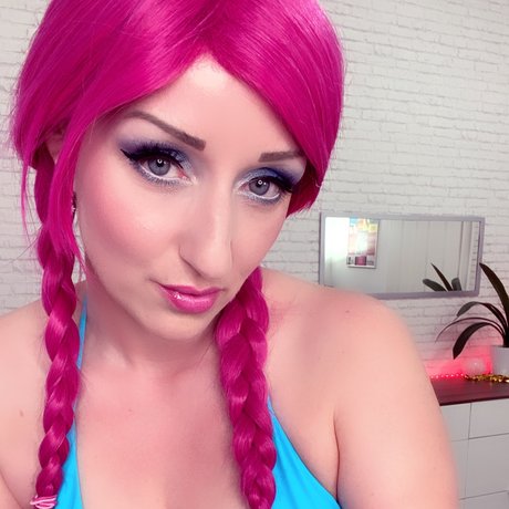 MiraManga erotic model galleries