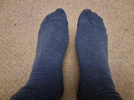 UK Big Feet exclusive actress gallery